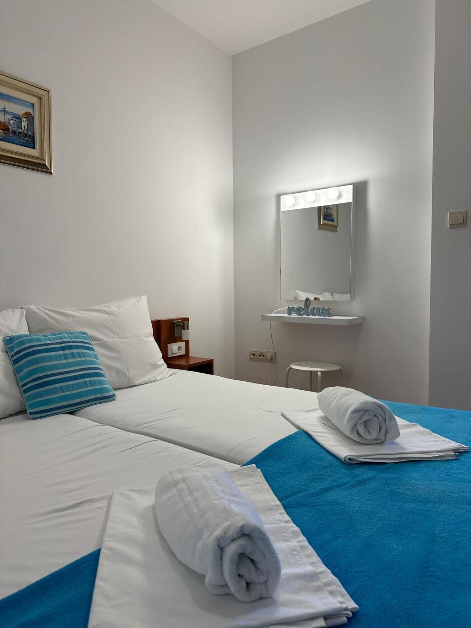 Apartmani Samec Novalja Exteriör bild