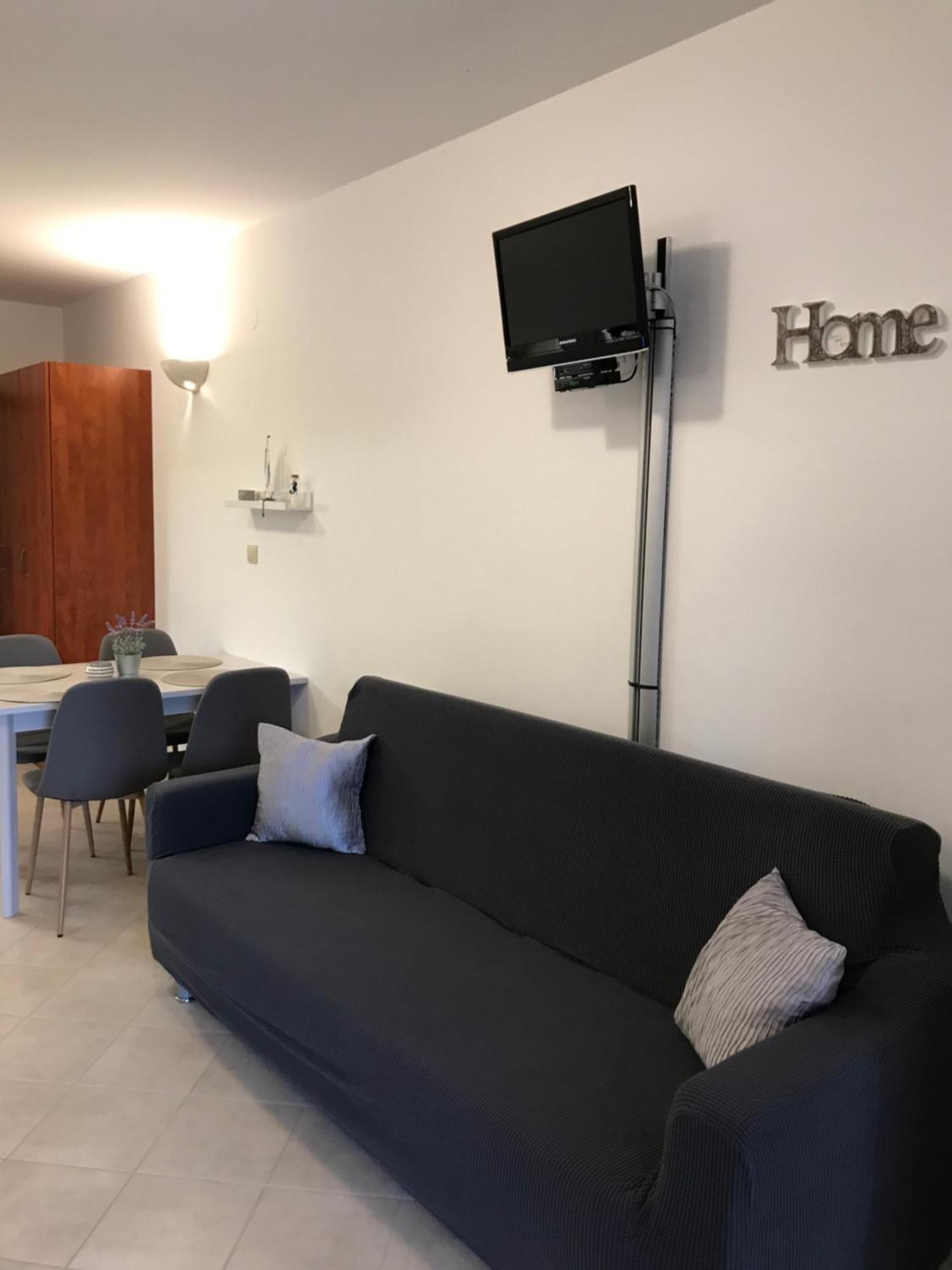 Apartmani Samec Novalja Exteriör bild