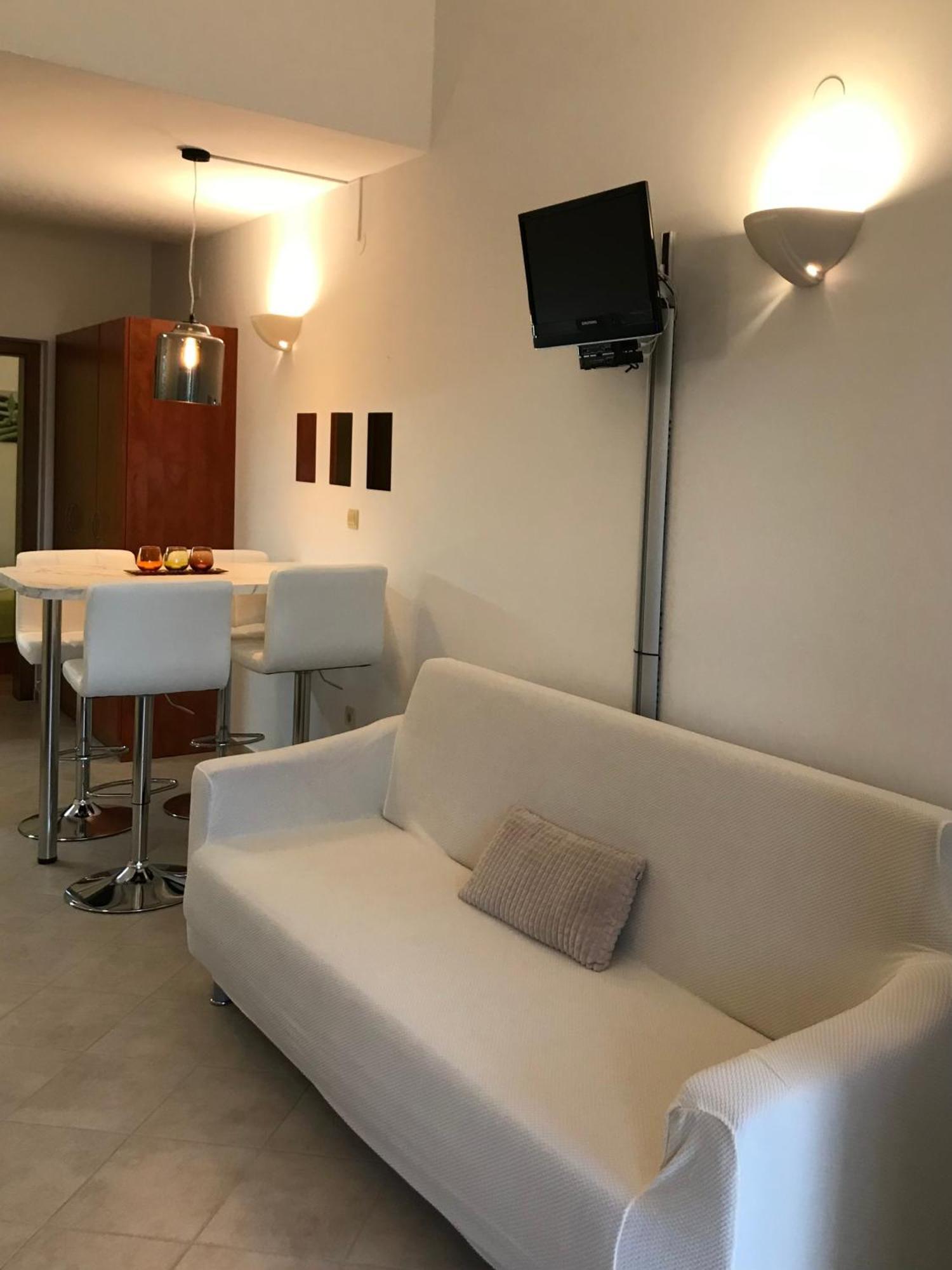 Apartmani Samec Novalja Exteriör bild