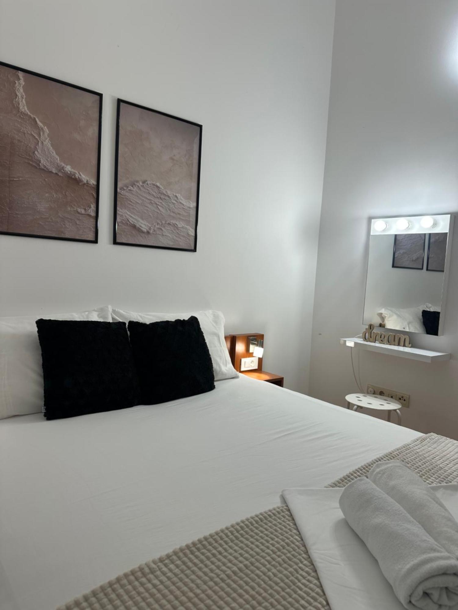 Apartmani Samec Novalja Exteriör bild