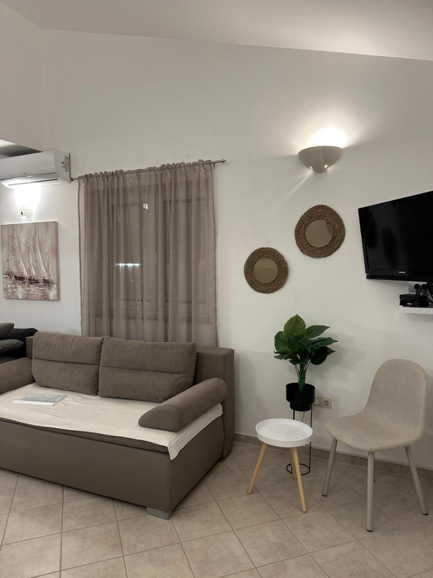 Apartmani Samec Novalja Exteriör bild